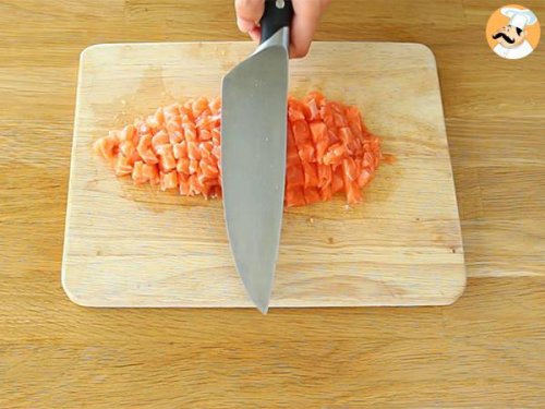 Fresh salmon tartare with green apple