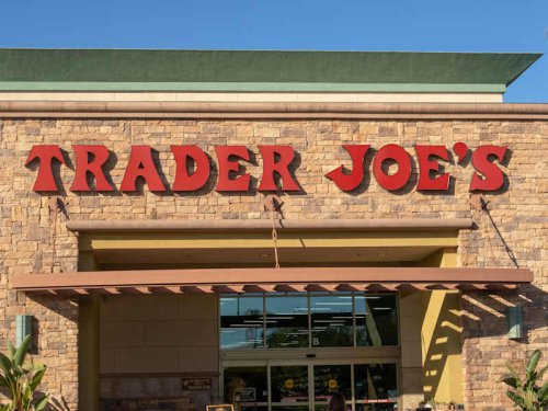 This 2-ingredient Trader Joe's dinner is so good, I've been eating nonstop for 7 years