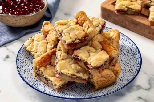 The 2-ingredient bars I make every Christmas