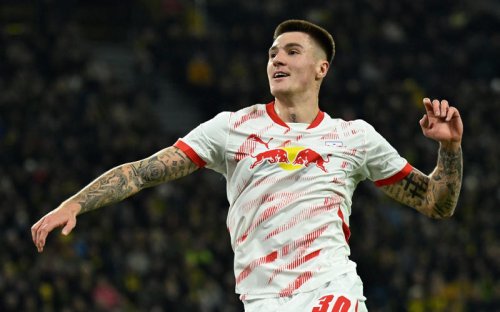 Transfer news LIVE! Arsenal get Gyokeres boost, Norgaard medical; Mbeumo to Man Utd close; Gittens to Chelsea