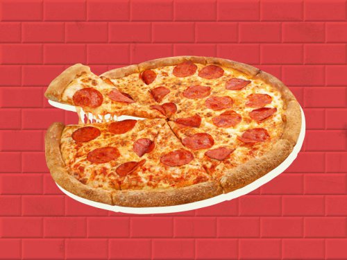 I Asked 6 Chefs for the Best Pizza Chain&mdash;These 2 Are Their Favorites