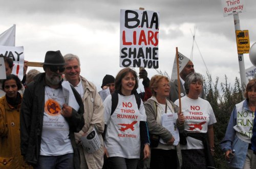 Heathrow delivers 'urgent' &pound;49 billion third runway expansion plan to Government