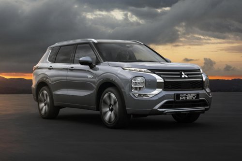 Mitsubishi boss slams federal emissions regulations, &ldquo;naivety&rdquo; around EVs