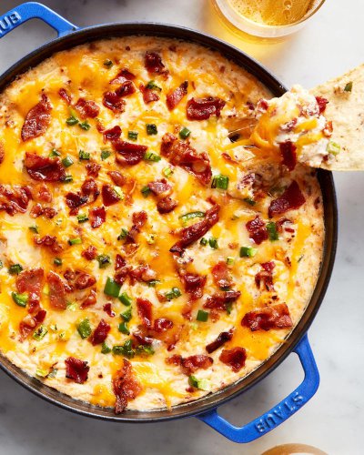 Everyone always makes me host the Super Bowl because of these 20 recipes