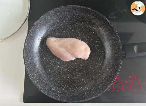 How to pan-fry chicken breast?