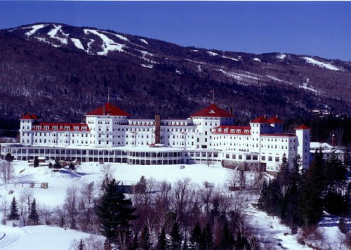 Plan your ski trip at one of these 3 New England resorts