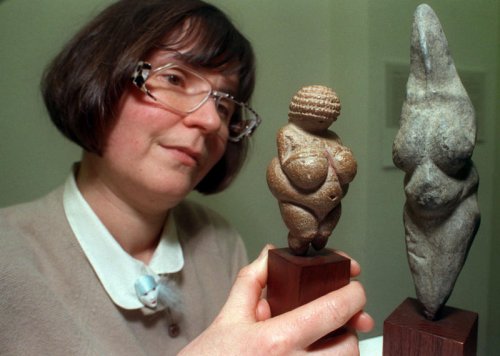 Iconic sculptures through history: a chronicle of masterpieces