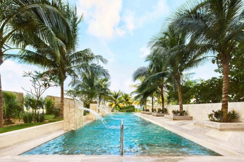 Cancun, Mexico, Has a New Luxury All-inclusive Resort&mdash;With Swim-out Rooms, 18 Restaurants and Bars, and 4 Pools