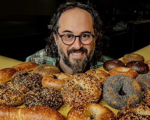 Bev&rsquo;s Bagels opens in Detroit&rsquo;s Core City with chewy, crisp bagels and diner vibes