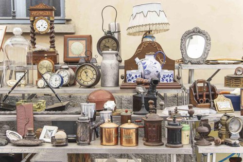 Top 9+ Thrift Finds Shoppers Regret Not Buying (Including a Brand New Le Creuset Set!)
