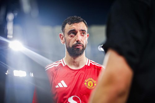 Man Utd star Bruno Fernandes receives transfer message from Portugal team-mate