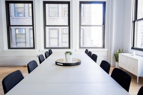 Why I Don&rsquo;t Use Heavy Curtains Anymore&mdash;And You Might Want To, Too