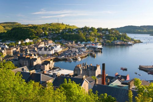 The UK&rsquo;s most affordable seaside town is a 'paradise' with &pound;220,000 average house prices