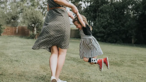 My mum told me I was her best friend &ndash; now I see she was manipulating me