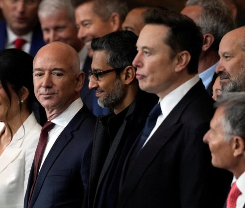 Bezos vs. Musk? How Amazon's Kuiper satellites look to compete with SpaceX, Starlink