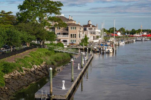 This Charming Delaware Town Has Sandy Beaches, Oyster Houses, and Cute Nautical Inns&mdash;How to Visit
