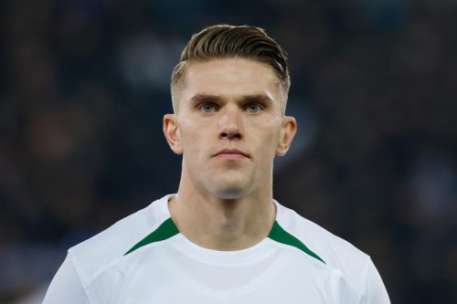Viktor Gyokeres receives &pound;11m contract offer