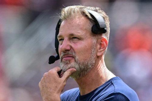 Chicago Bears QB Tyson Bagent defended Matt Eberflus