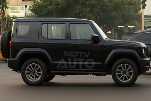 Independent Rear Suspension, Flush-Type Door Handles, Mahindra Scorpio-N-Like Instrument Cluster, Butch Design & Road Presence, Panoramic Sunroof, Modern-Day Tech, New-Gen Mahindra Bolero Unveil Likely On Aug 15: 5 Exciting Things About It