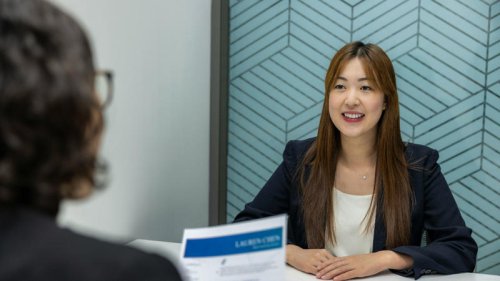 Top 10+ Huge Mistakes You&rsquo;re Making On Your Resume &amp; 10 Ways To Stand Out
