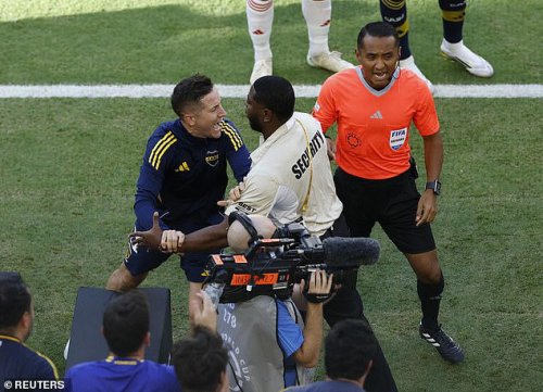 Club World Cup game descends into chaos as three players are sent off