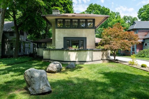 This Rare Frank Lloyd Wright Home Just Listed for $1.2 Million