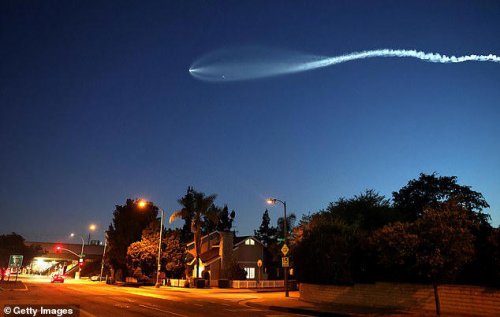 Mysterious 'Jellyfish UFO' spotted over US desert as scientists reveal its origin