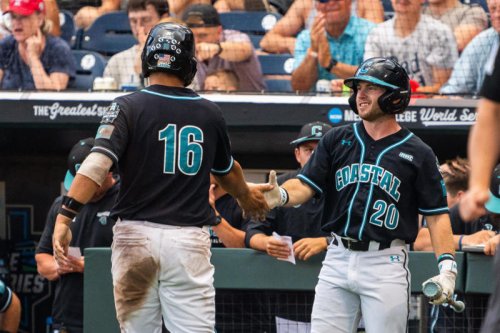 Louisville vs Coastal Carolina baseball picks, odds: Who wins College World Series game?