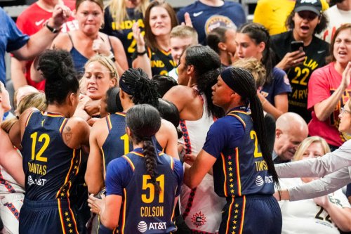 'Stupid foul... just disrespectful.' Sun coach decries late Sophie Cunningham flagrant