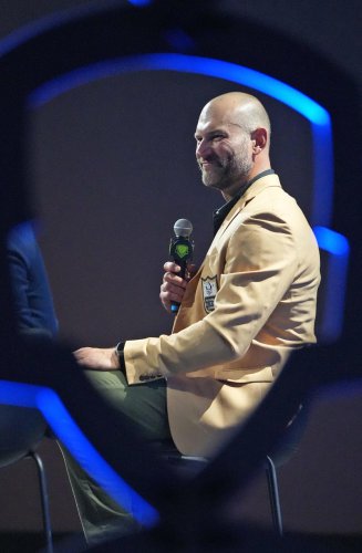 Hall of Famer Joe Thomas one of the guys at Greater Akron-Canton High School Sports Awards