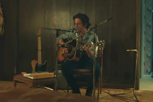 See Jeremy Allen White Perform Bruce Springsteen's "Born To Run" in First &ldquo;Deliver Me From Nowhere&rdquo; Trailer