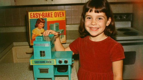 Top 13+ &ldquo;Cheap&rdquo; Things from Your Childhood Now Worth Thousands