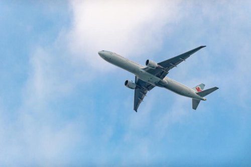 How do airplanes actually work?