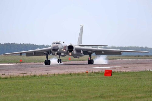 Top 10: Chinese military planes