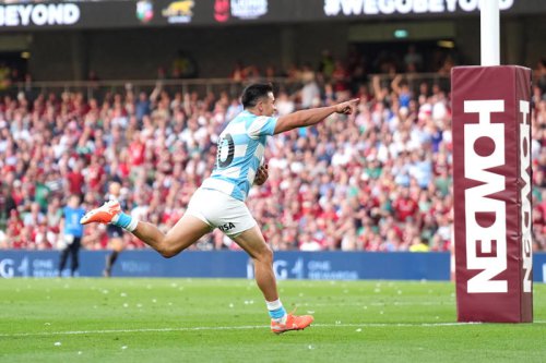 Argentina spoil Lions&rsquo; leaving party as tour begins with defeat in Dublin