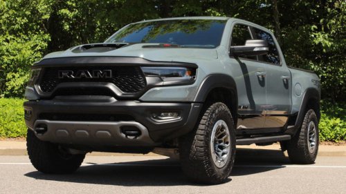 Top 10+ Cars Not Sold In America &amp; 10 You Can Only Find In The US