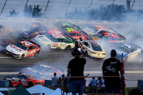 NASCAR Atlanta race live updates, highights: Leaderboard shaken up by crashes