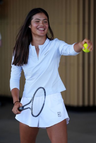 Emma Raducanu plays down expectations ahead of &lsquo;dangerous&rsquo; Wimbledon opener