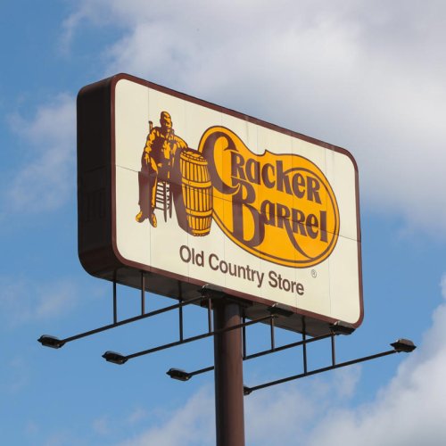 Cracker Barrel Fans Mourn the Loss of That Old-Timey Feeling