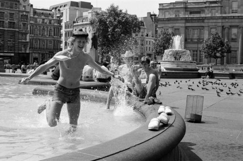 How does this summer heatwave compare to 1976?