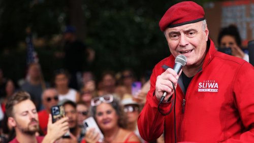 Charlie Kirk urges GOP hopeful Curtis Sliwa to drop out of NYC mayoral race to stop Mamdani