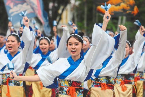 Perak school regains crown at Japan street fest