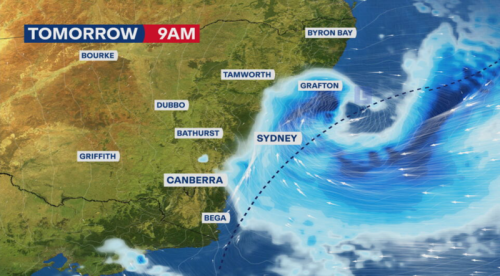Major airlines cancel flights as weather 'bomb' hits