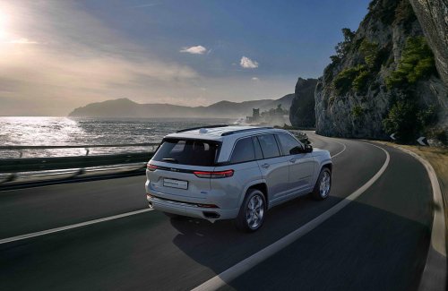 Major recall as popular SUV's windscreen poses deadly risk