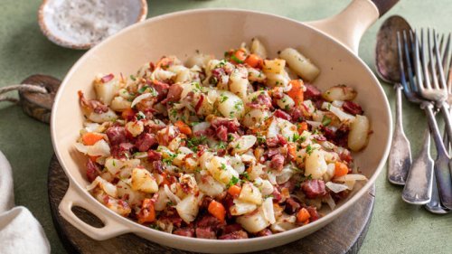 Top 16+ Classic American Foods That No One Really Orders Now