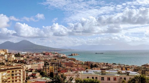 Naples Shaken by Most Powerful Earthquake in 40 Years