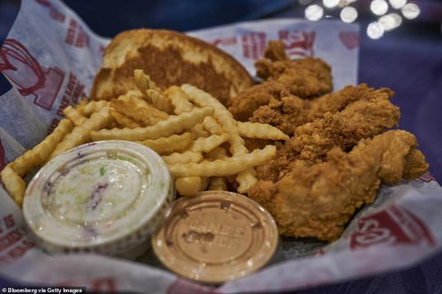 KFC falls from top 3 as competitor rises in US chicken market