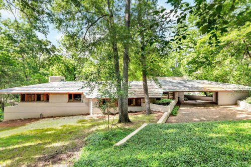 This Rare Frank Lloyd Wright Gem Just Hit the Market for $2.5 Million