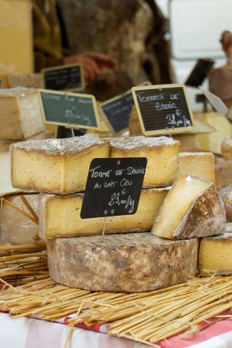 Top 7+ Nations Where Cheese Is a Staple&mdash;And 6 That Go Without