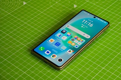 Honor launches the &lsquo;world&rsquo;s thinnest&rsquo; foldable